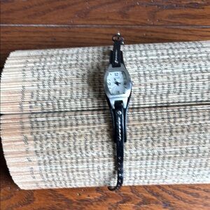 Fossil Elegant Black Leather Strap Watch